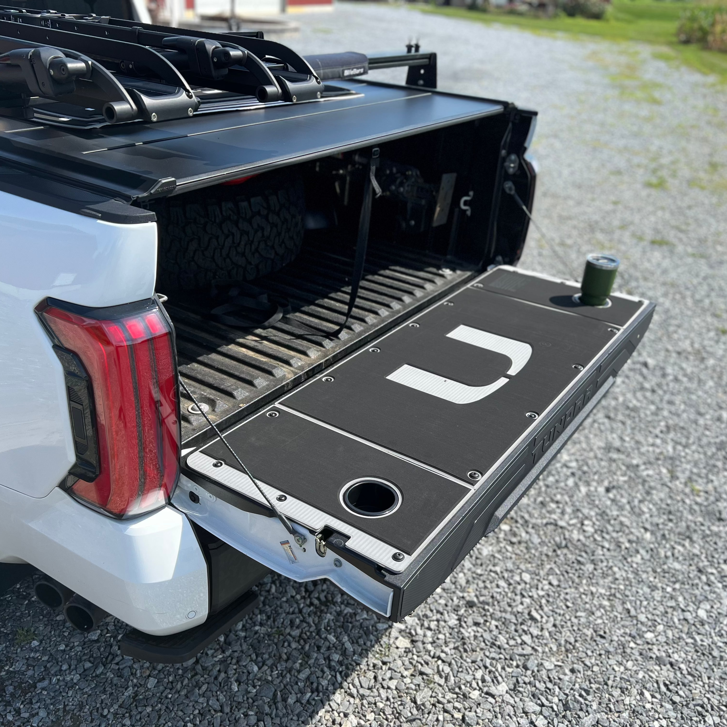 Collegiate Tailgate Cover