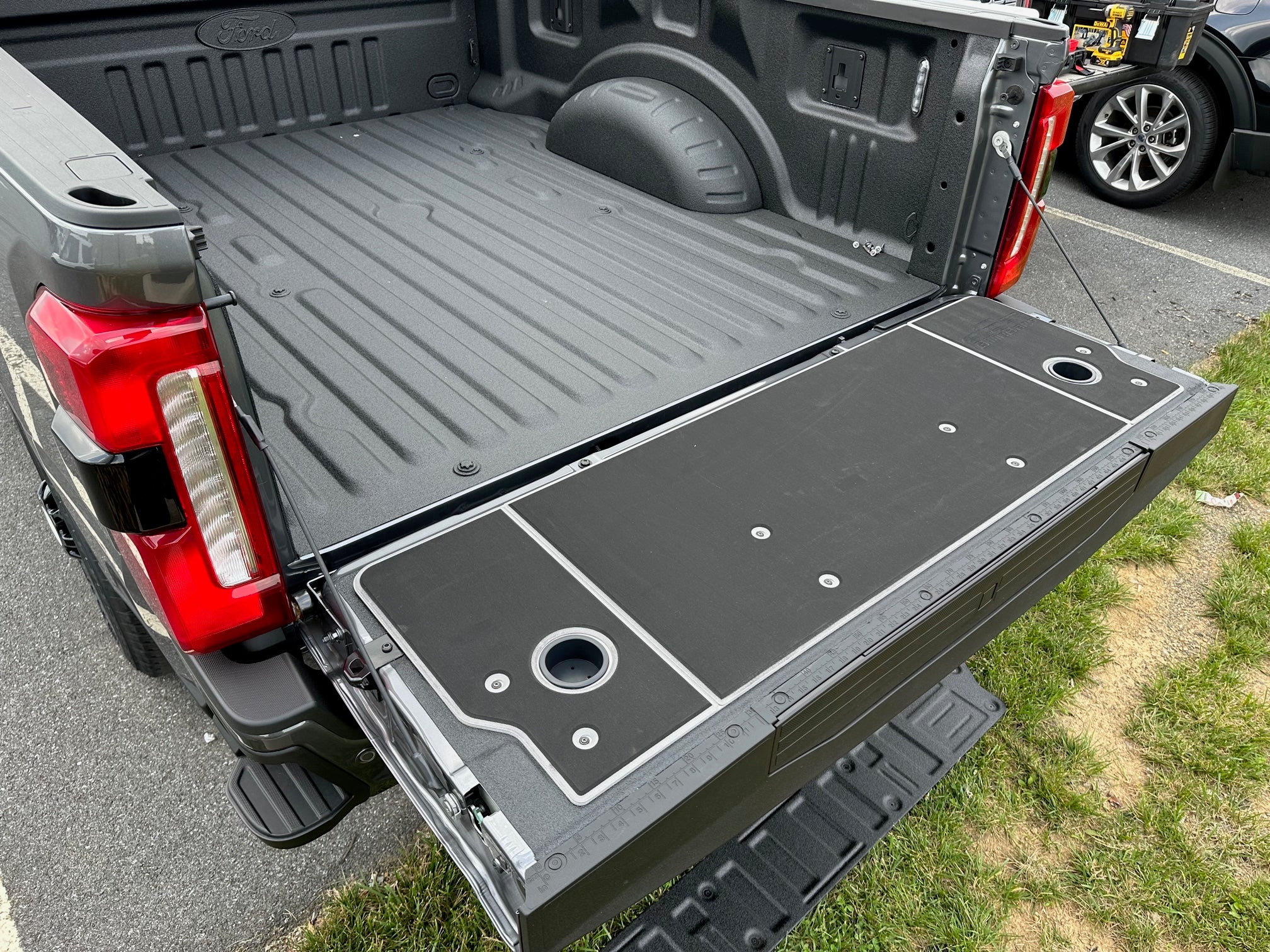 F250/F350 tailgate cover