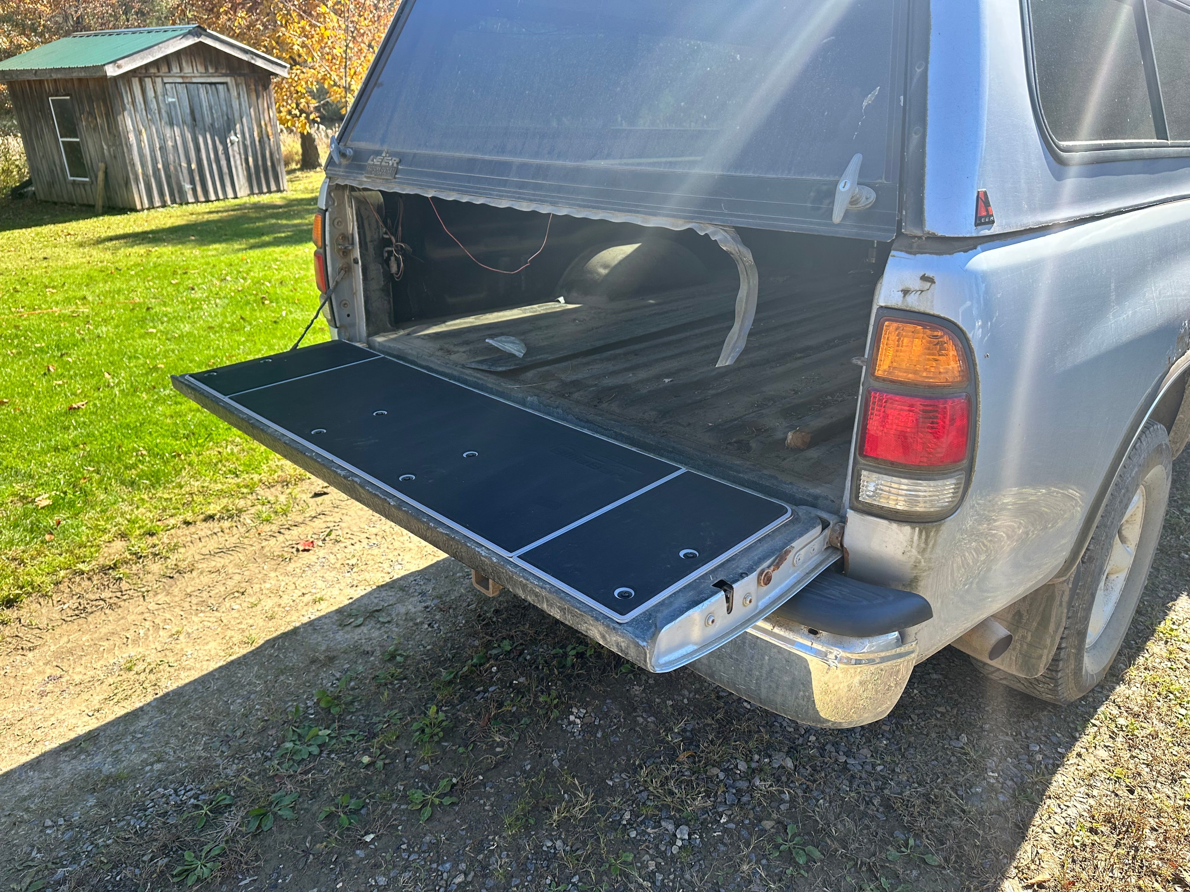 Tundra tailgate cover