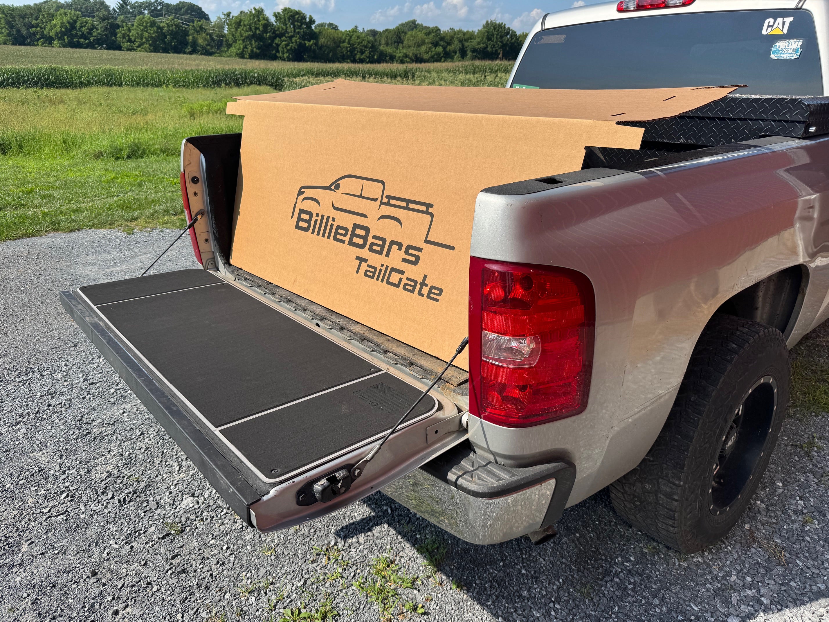 BillieBars -Silverado 1500, 2500, 3500 Tailgate Cover (2007-2013)