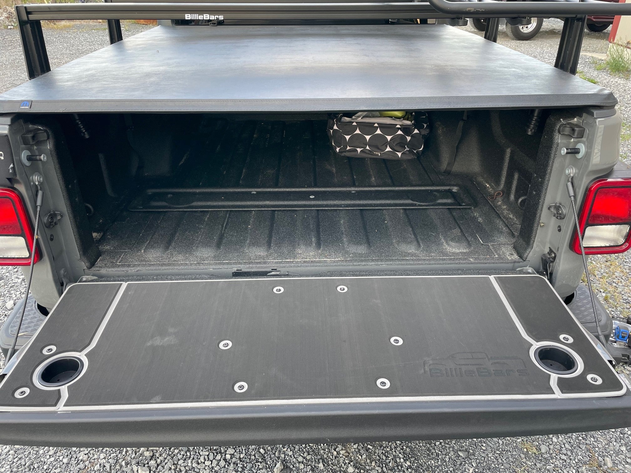 Gladiator Tailgate Cover