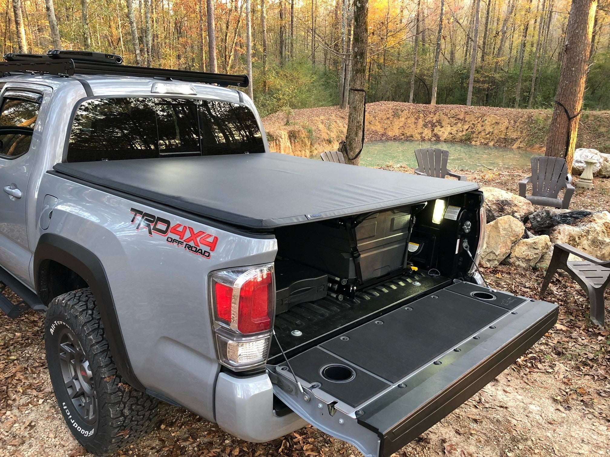 Tacoma tailgate cover