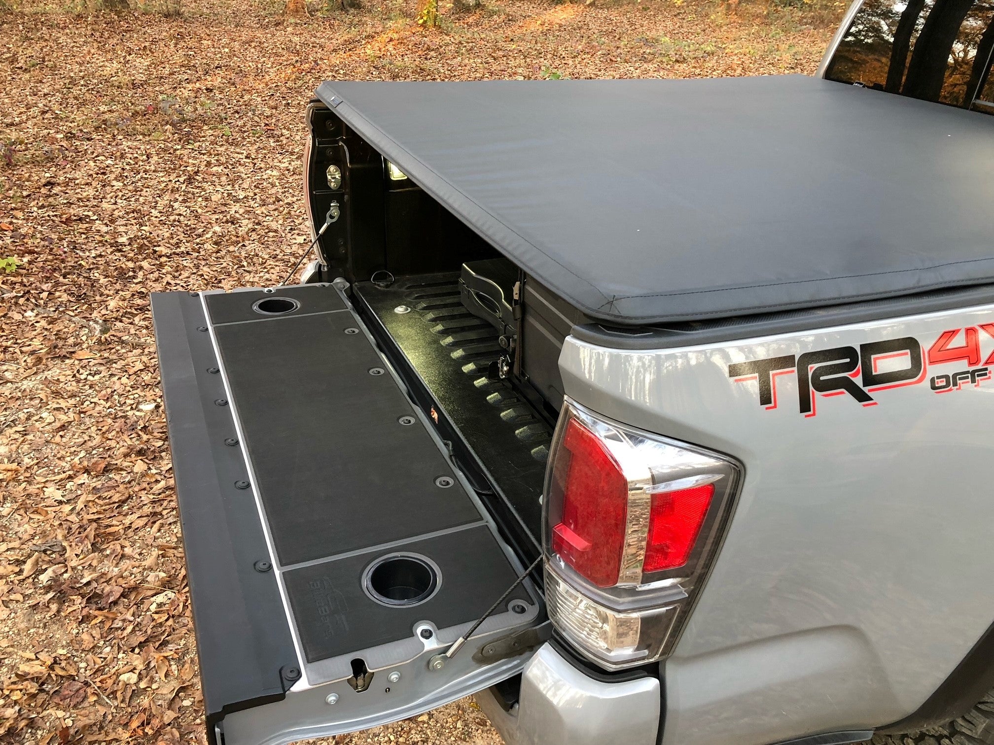 Tacoma tailgate cover