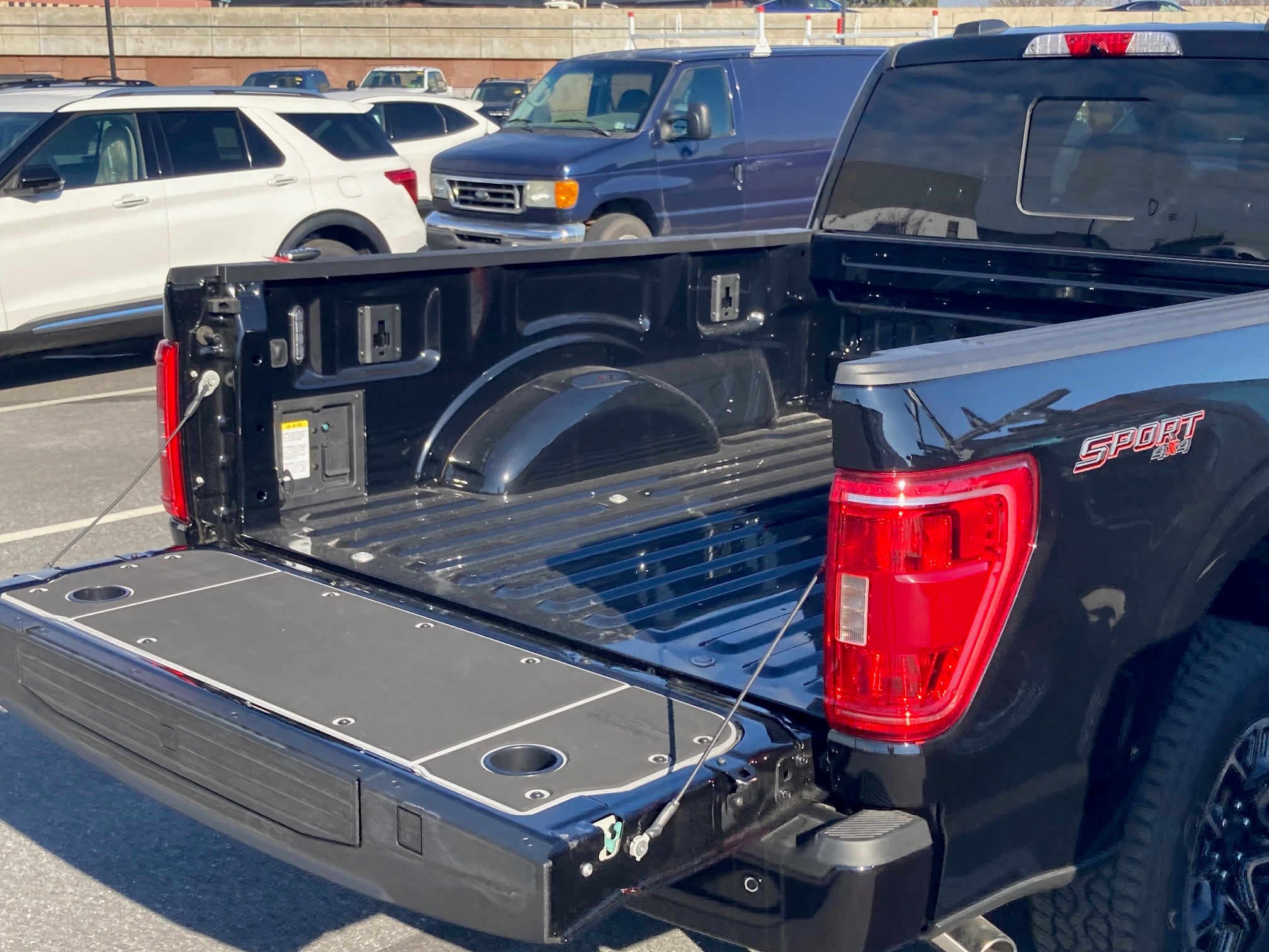 Ford F150 Workbench Tailgate Cover