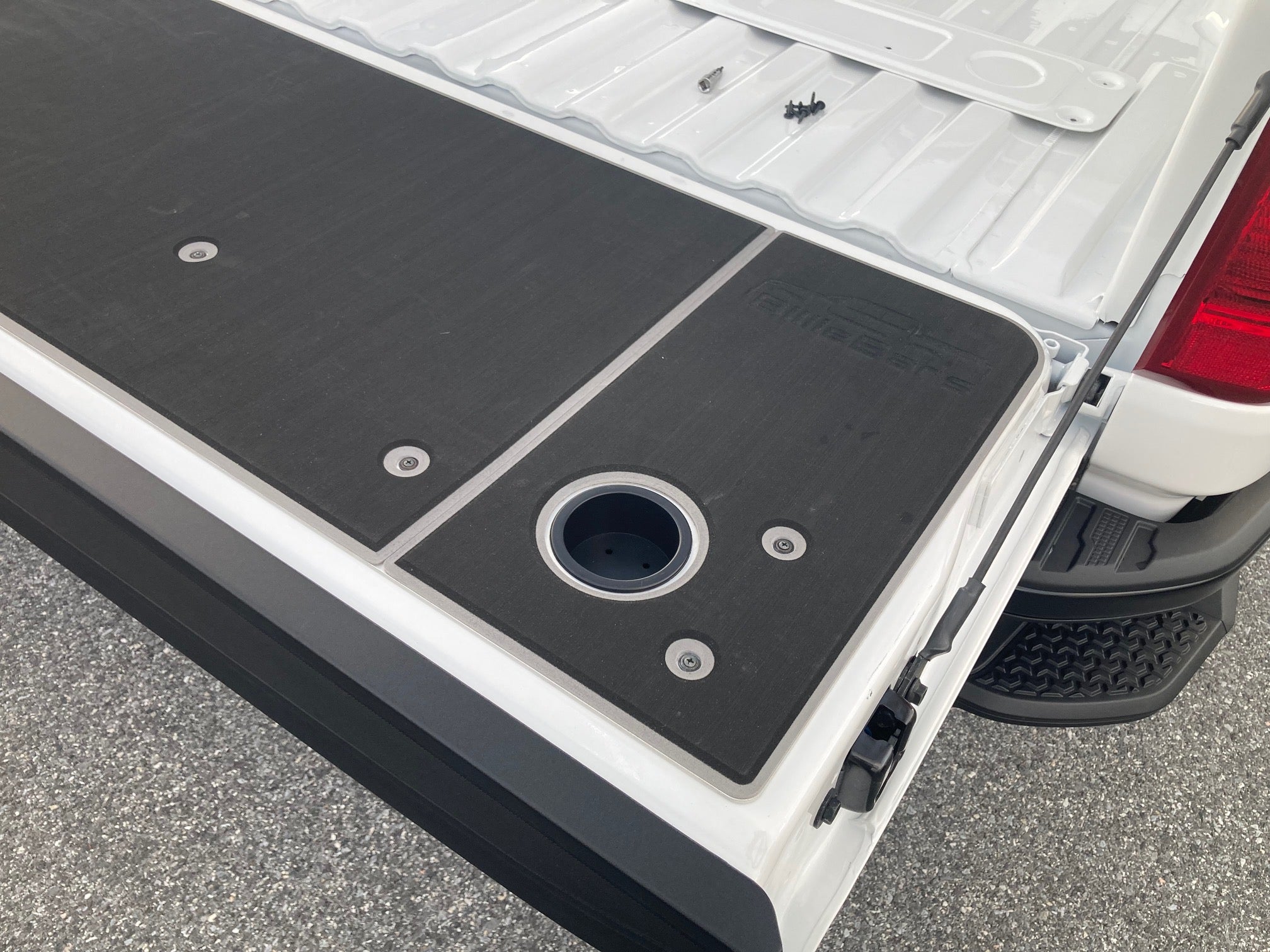 Silverado/Sierra 2500 3500 Tailgate Cover