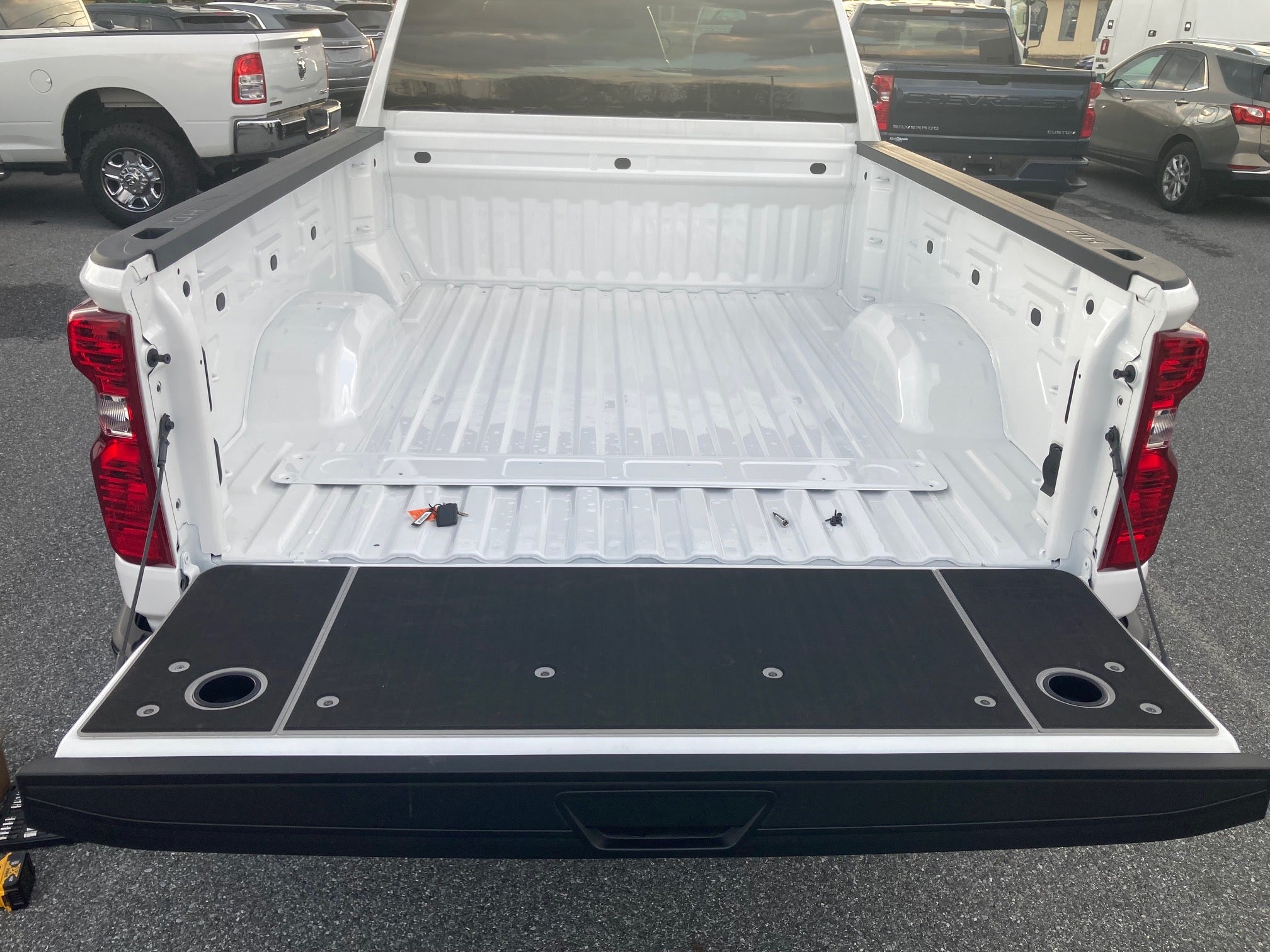 Silverado/Sierra 2500 3500 Tailgate Cover