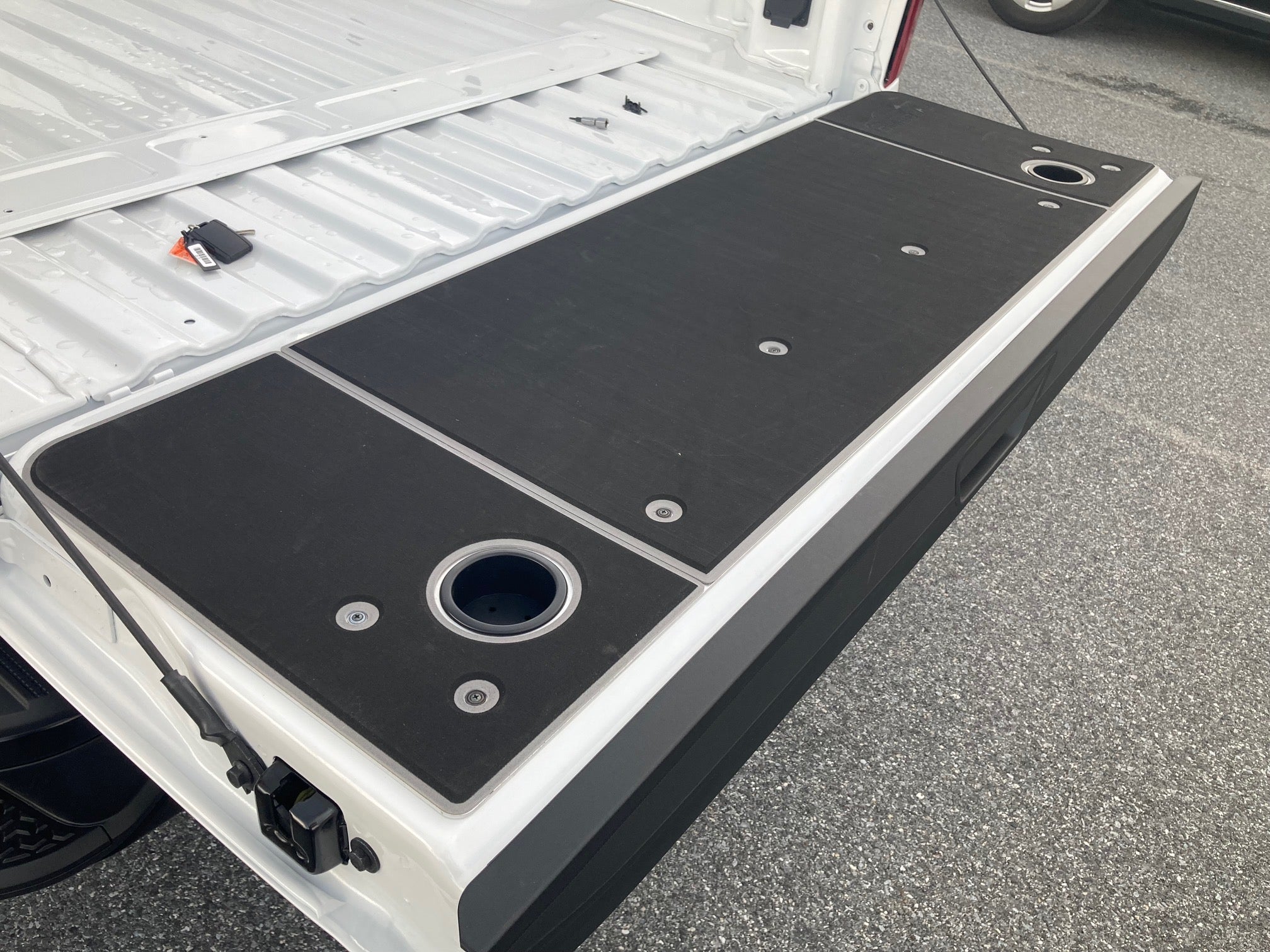 Silverado/Sierra 2500 3500 Tailgate Cover