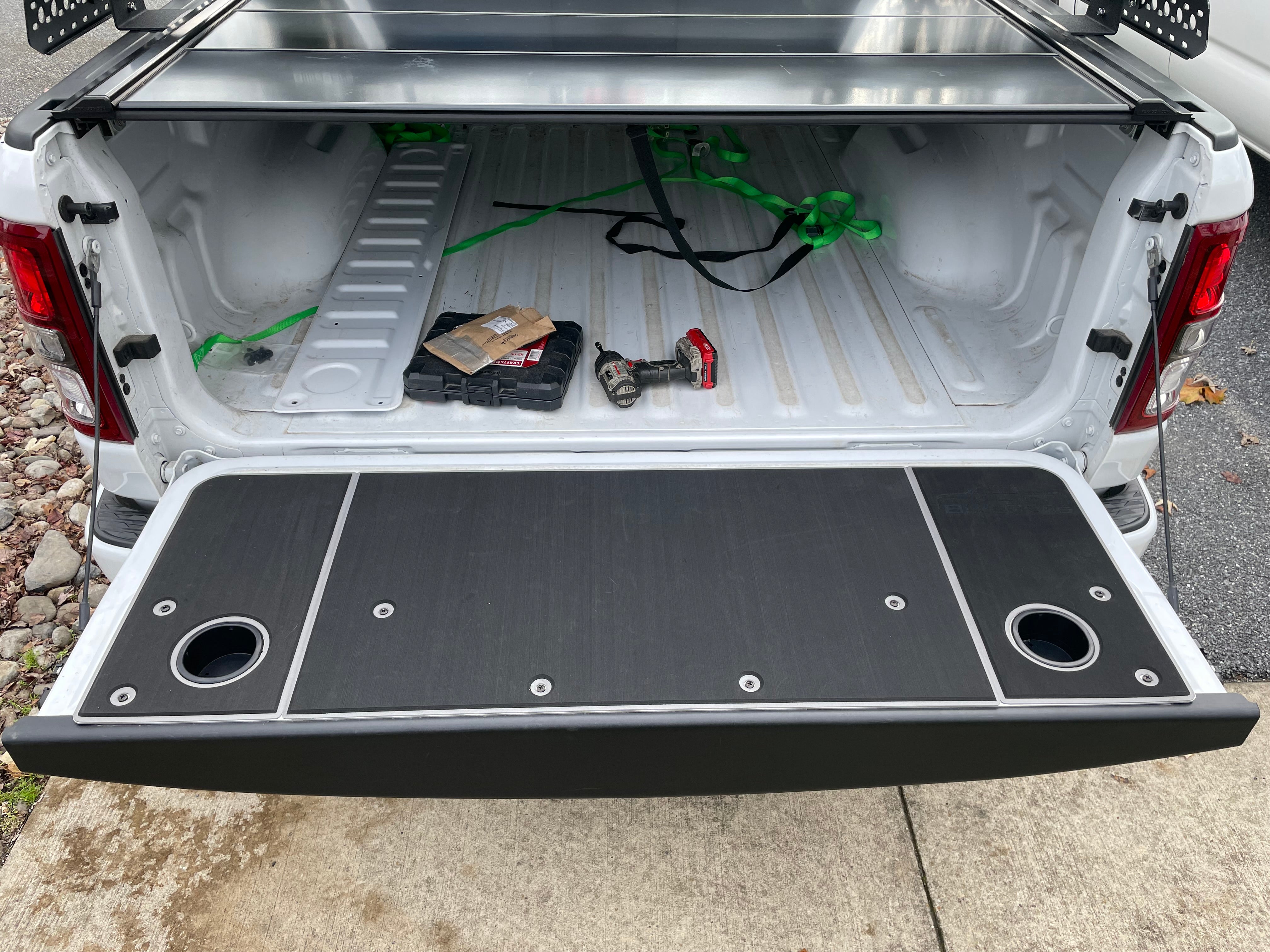 RAM Tailgate Cover