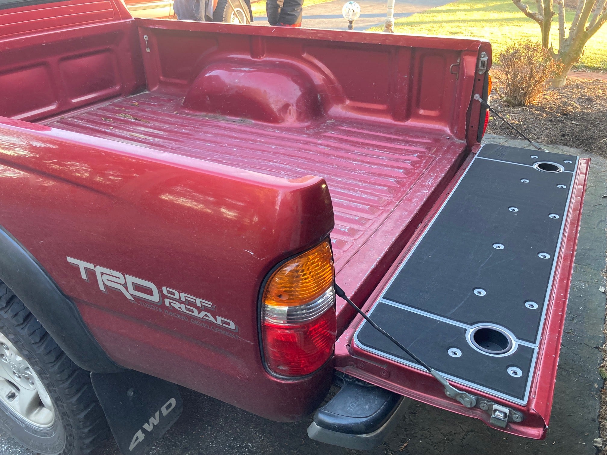 Tacoma tailgate cover