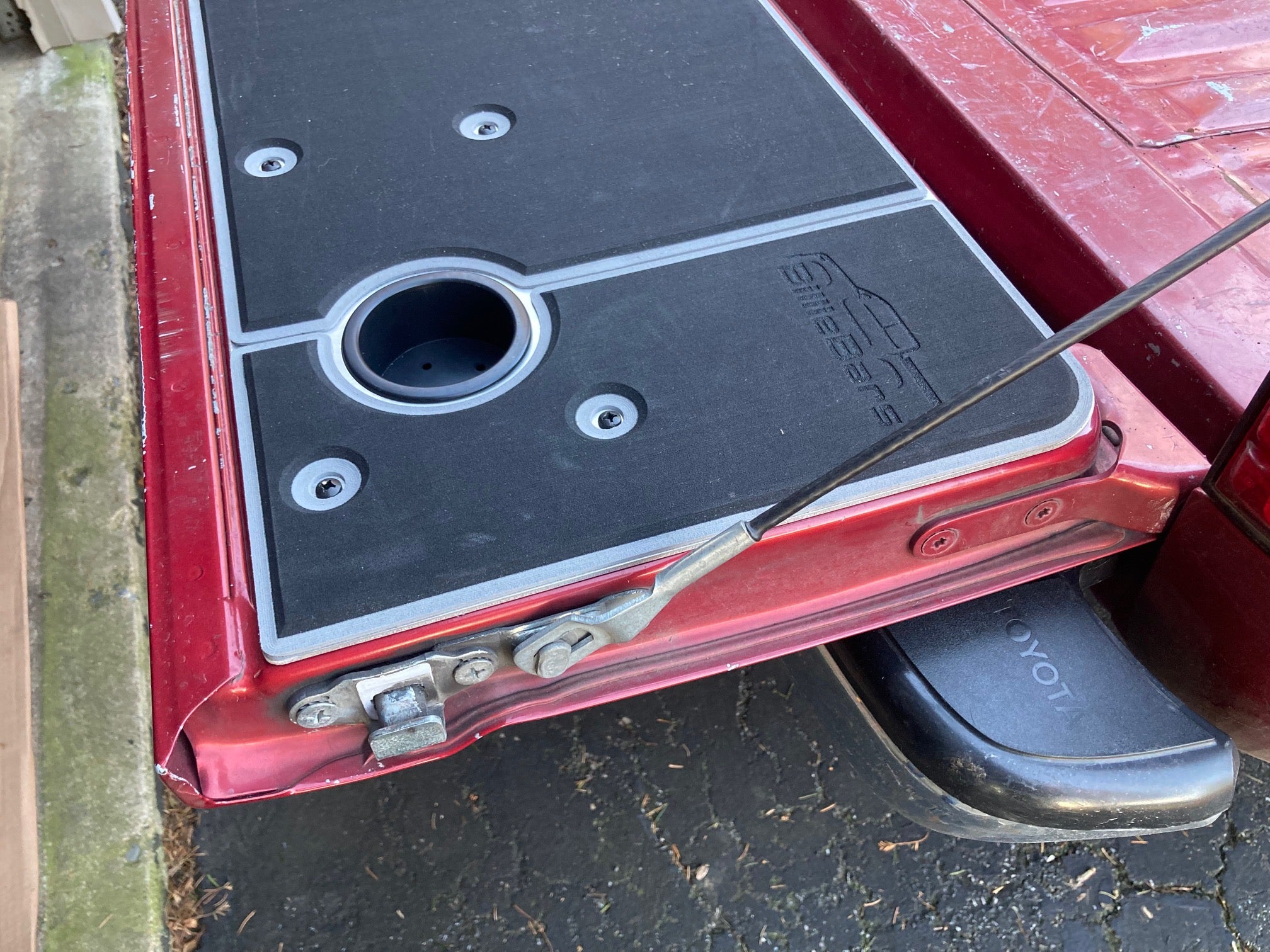 Tacoma tailgate cover