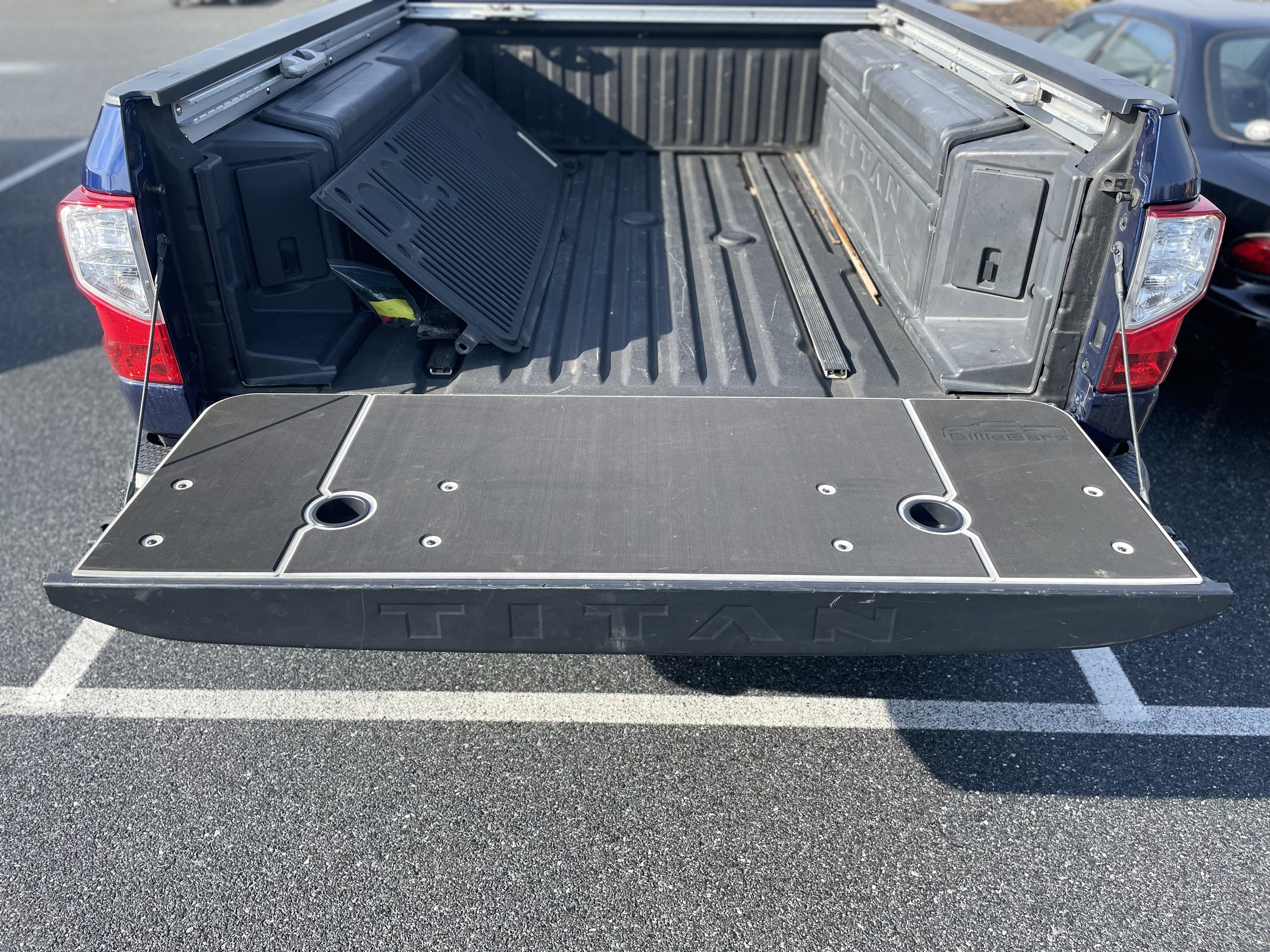 Titan Tailgate Cover