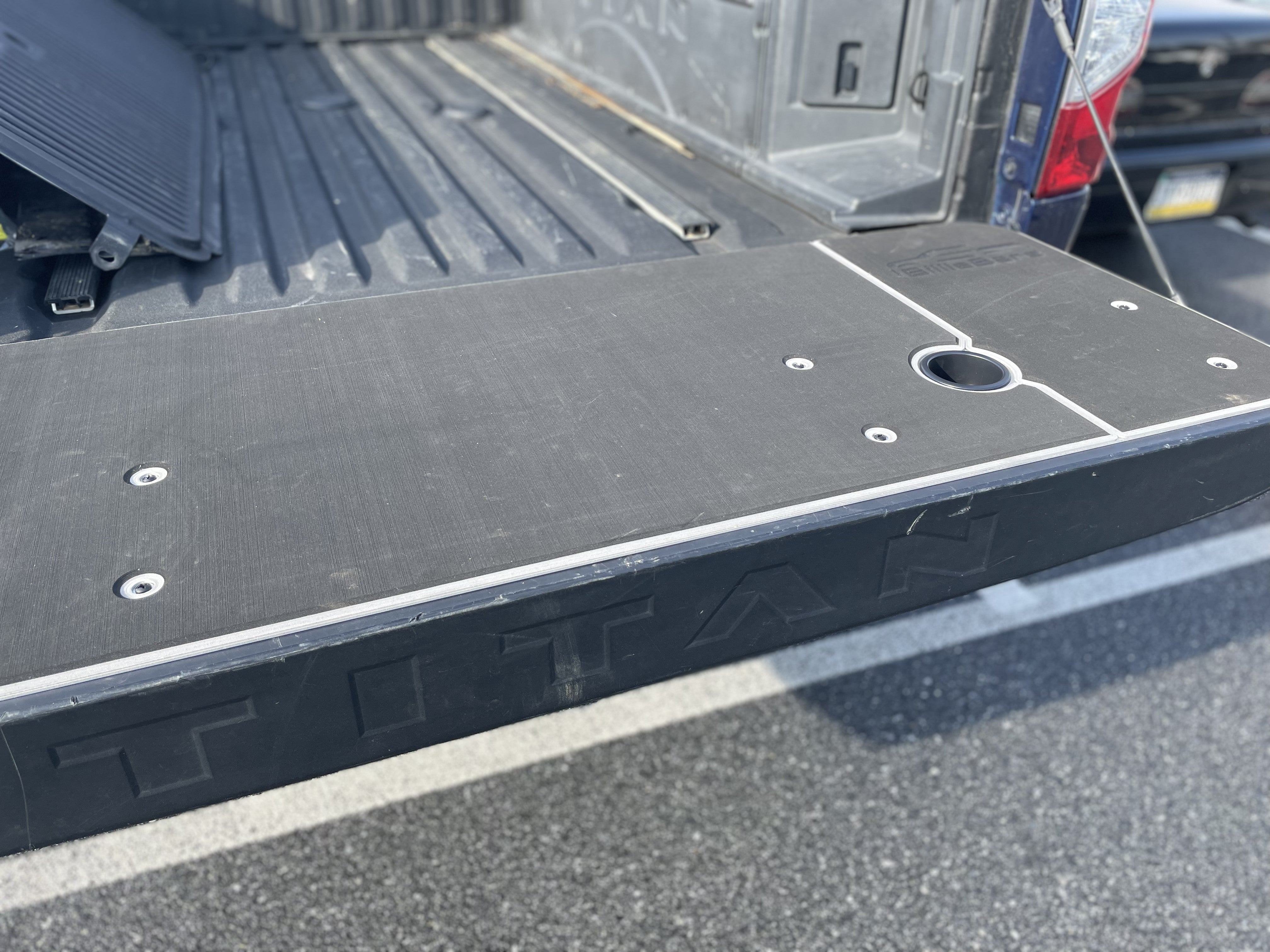 Titan Tailgate Cover