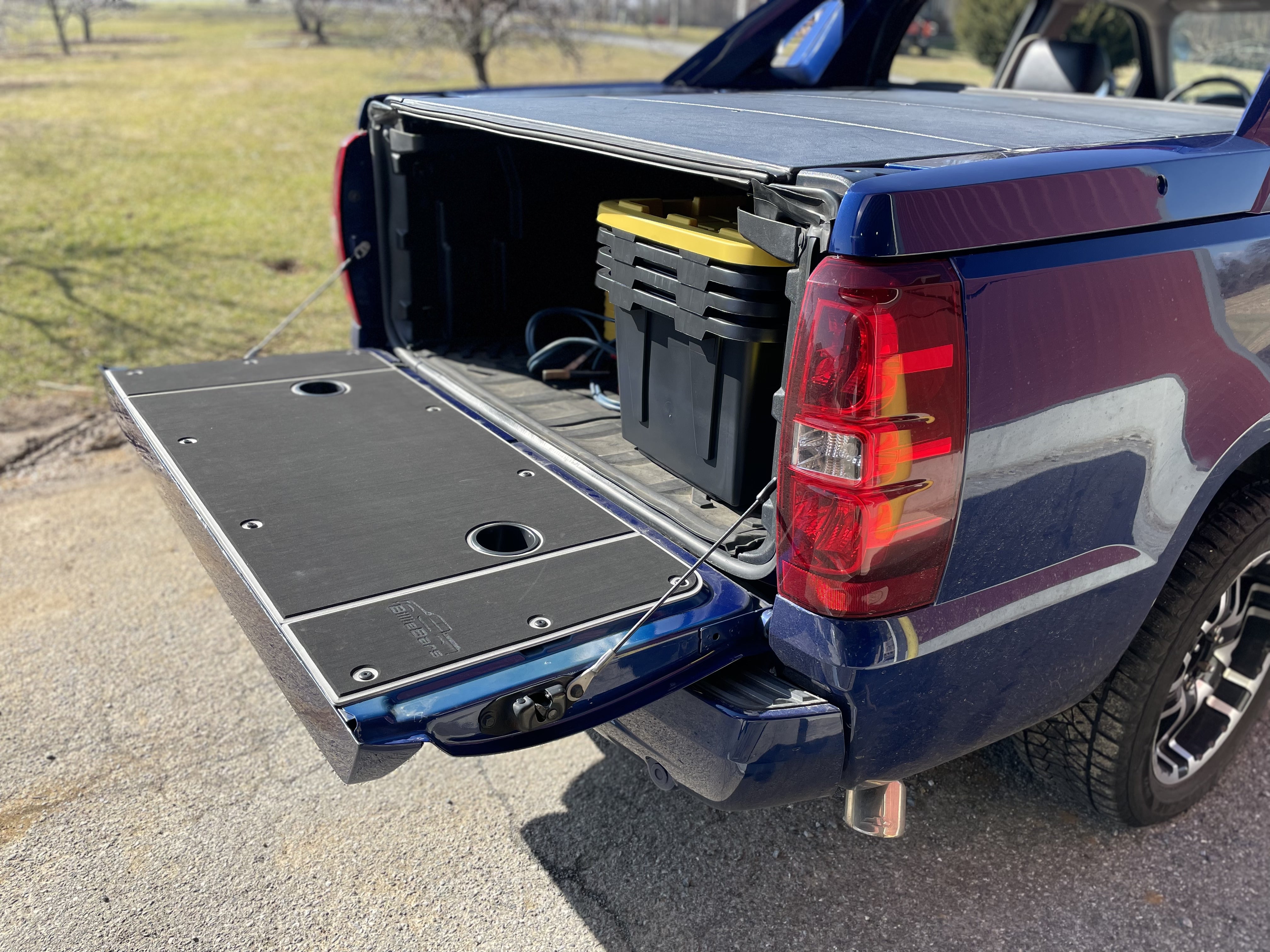 Avalanche Tailgate Cover