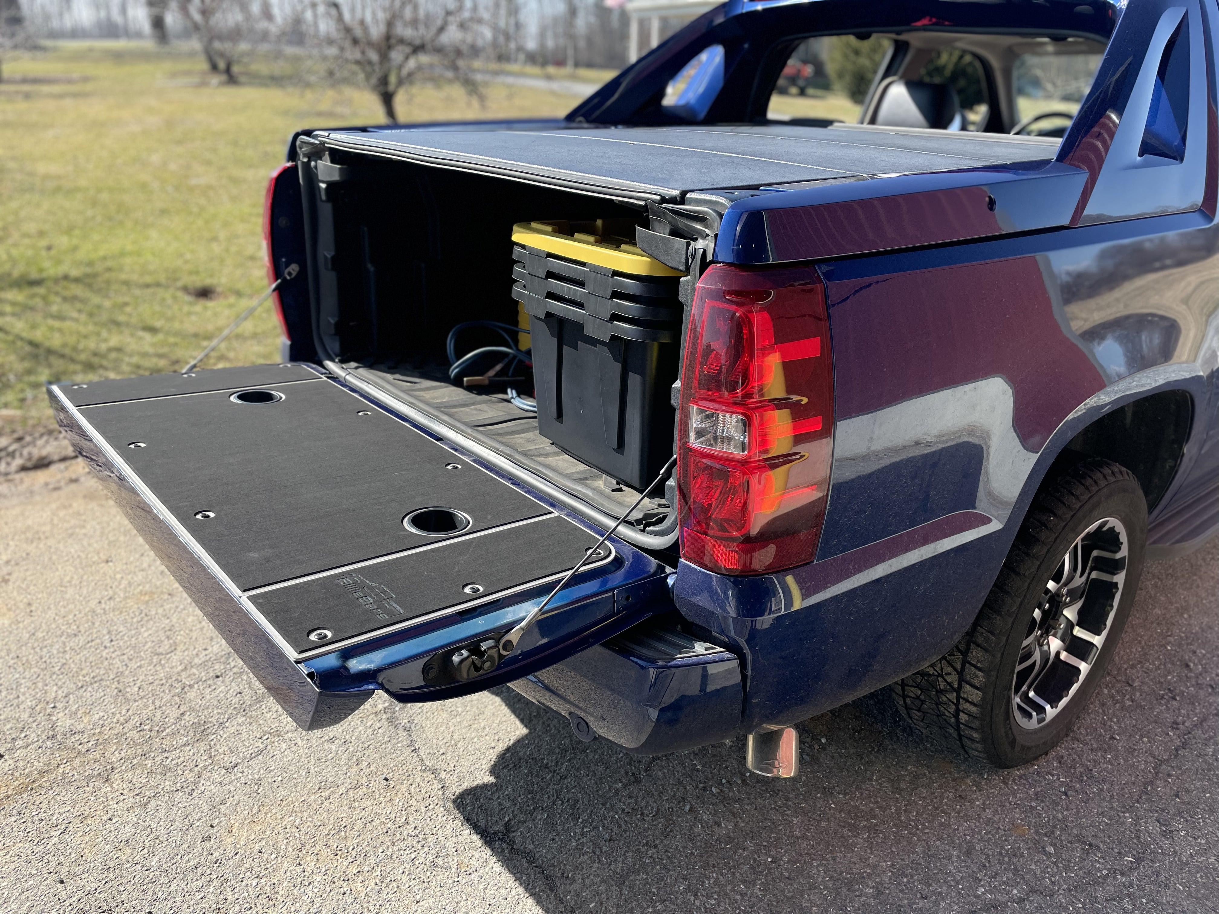 Avalanche Tailgate Cover