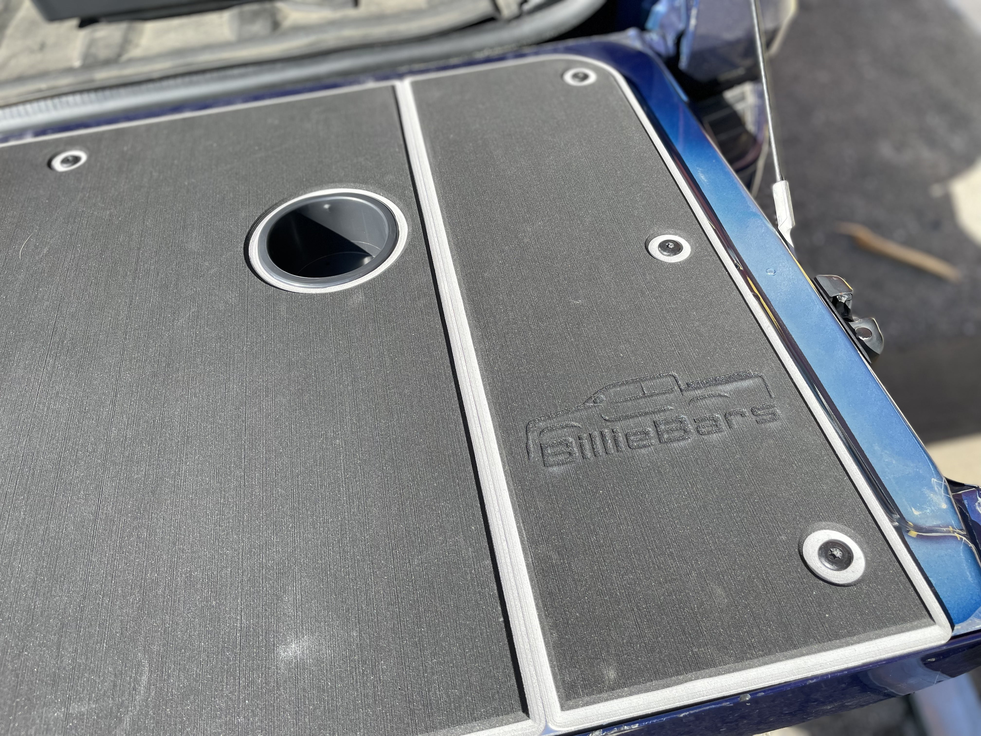 Avalanche Tailgate Cover