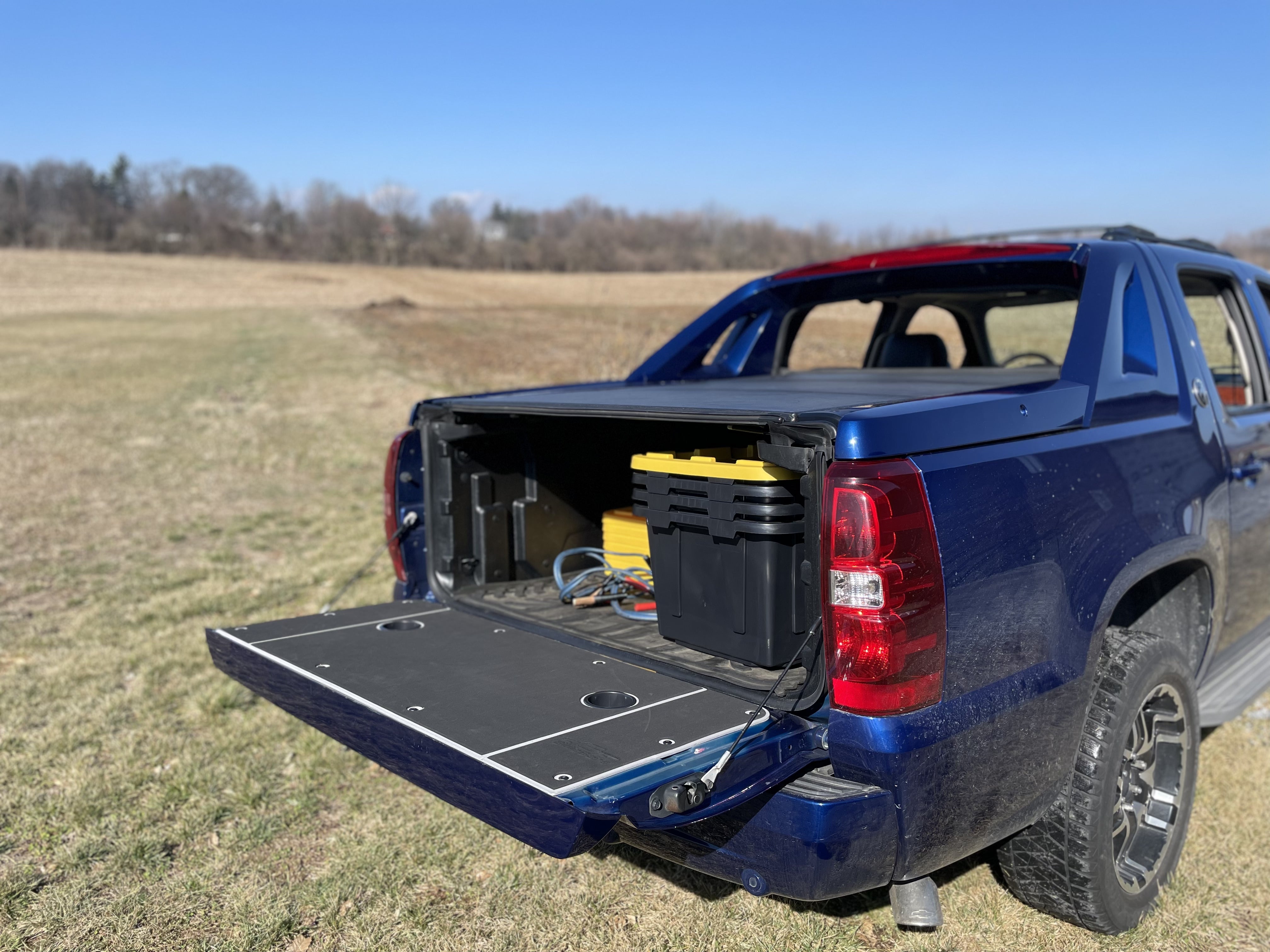 Avalanche Tailgate Cover