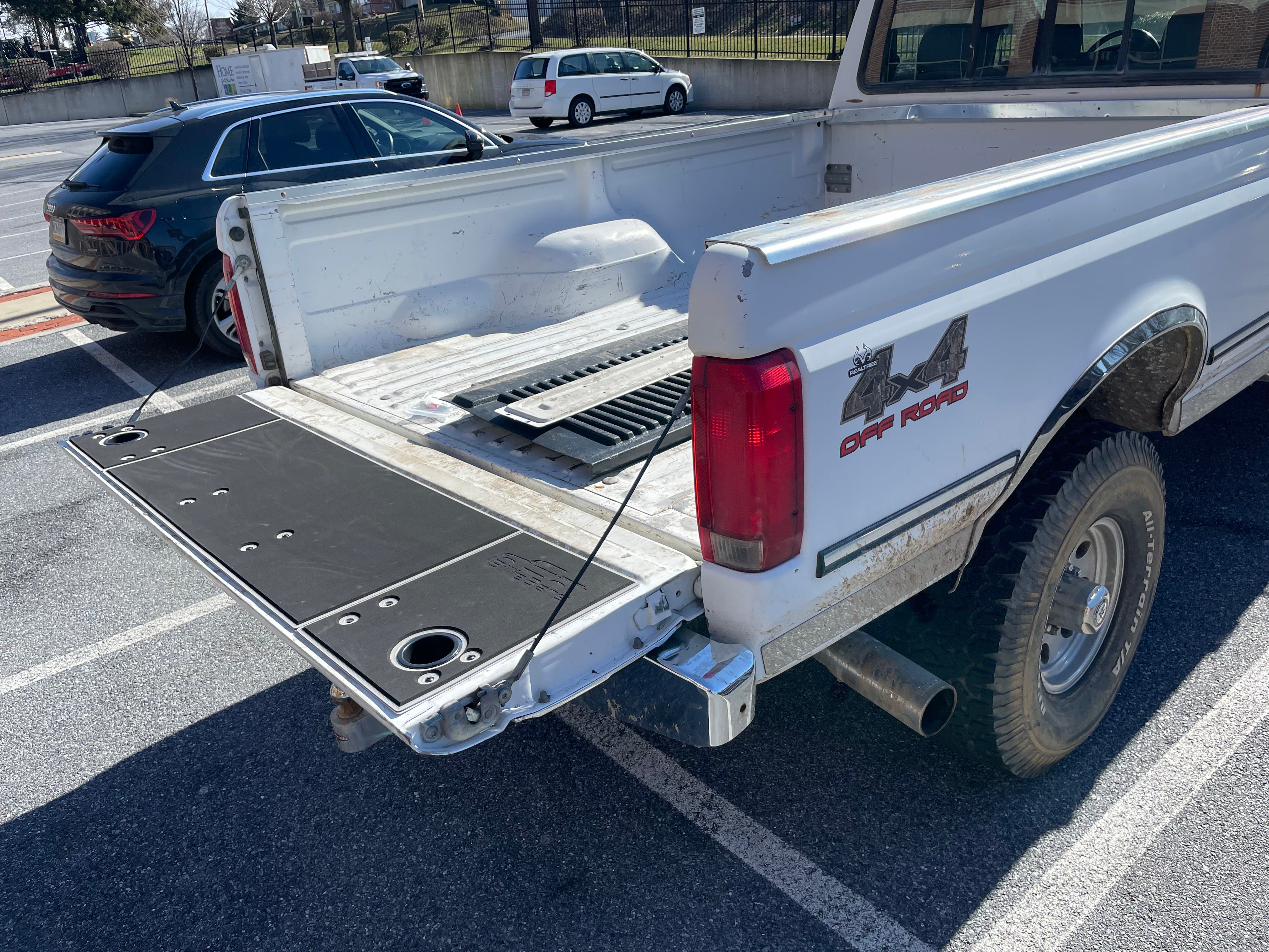 F250 F350 Tailgate Cover