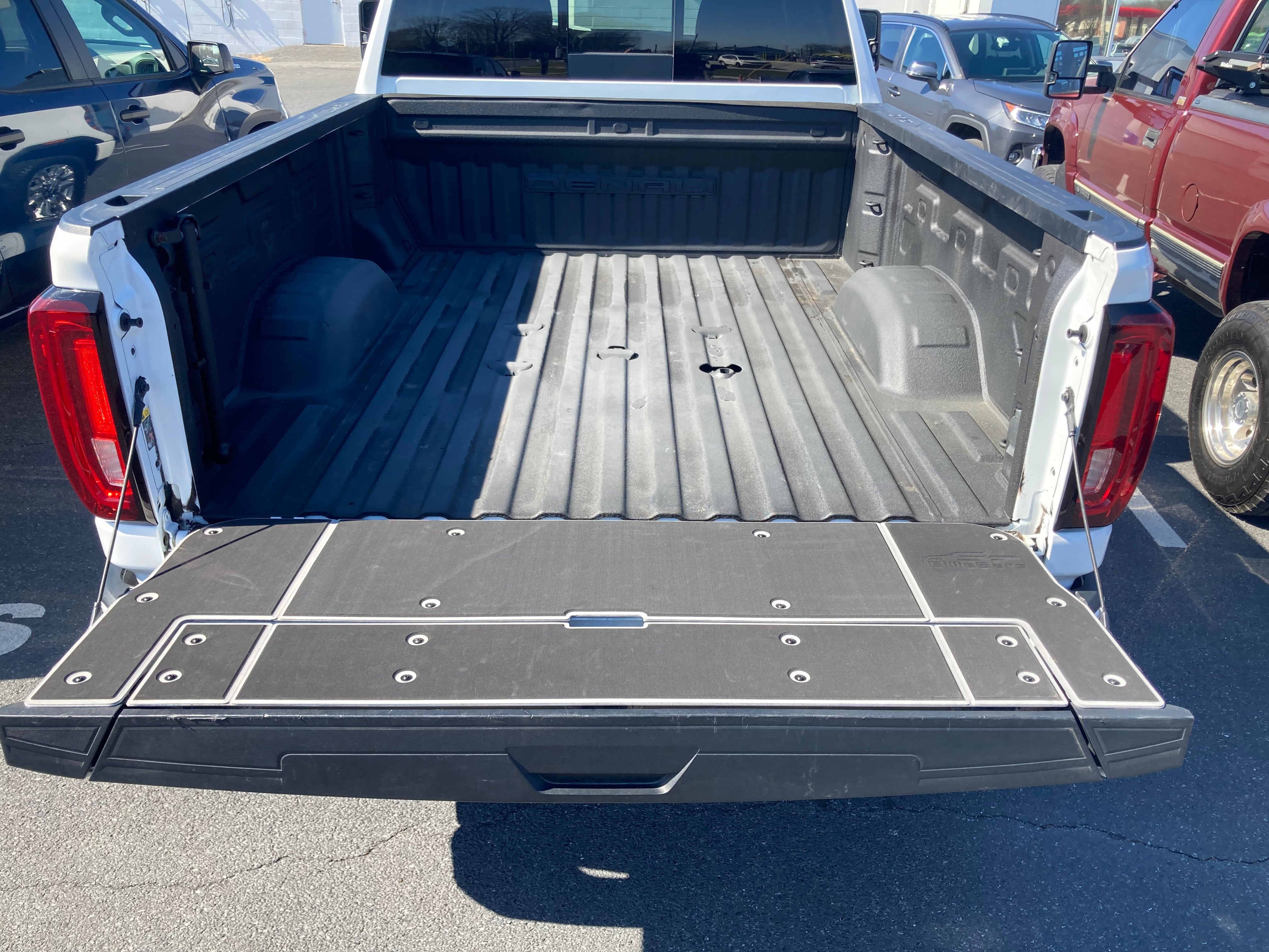 Silverado/Sierra MULTI-FLEX/MULTIPRO Tailgate Cover