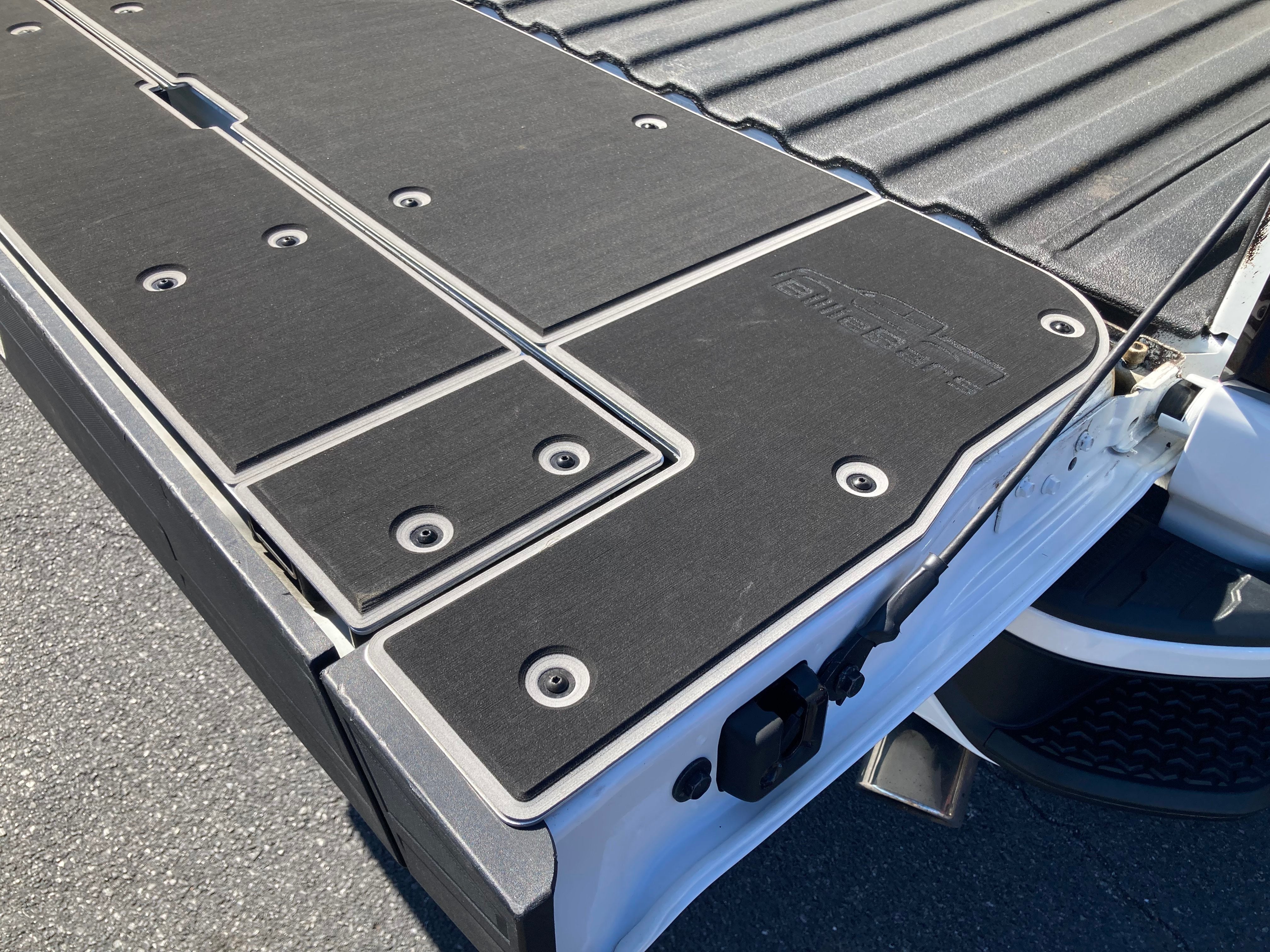 Silverado/Sierra MULTI-FLEX/MULTIPRO Tailgate Cover