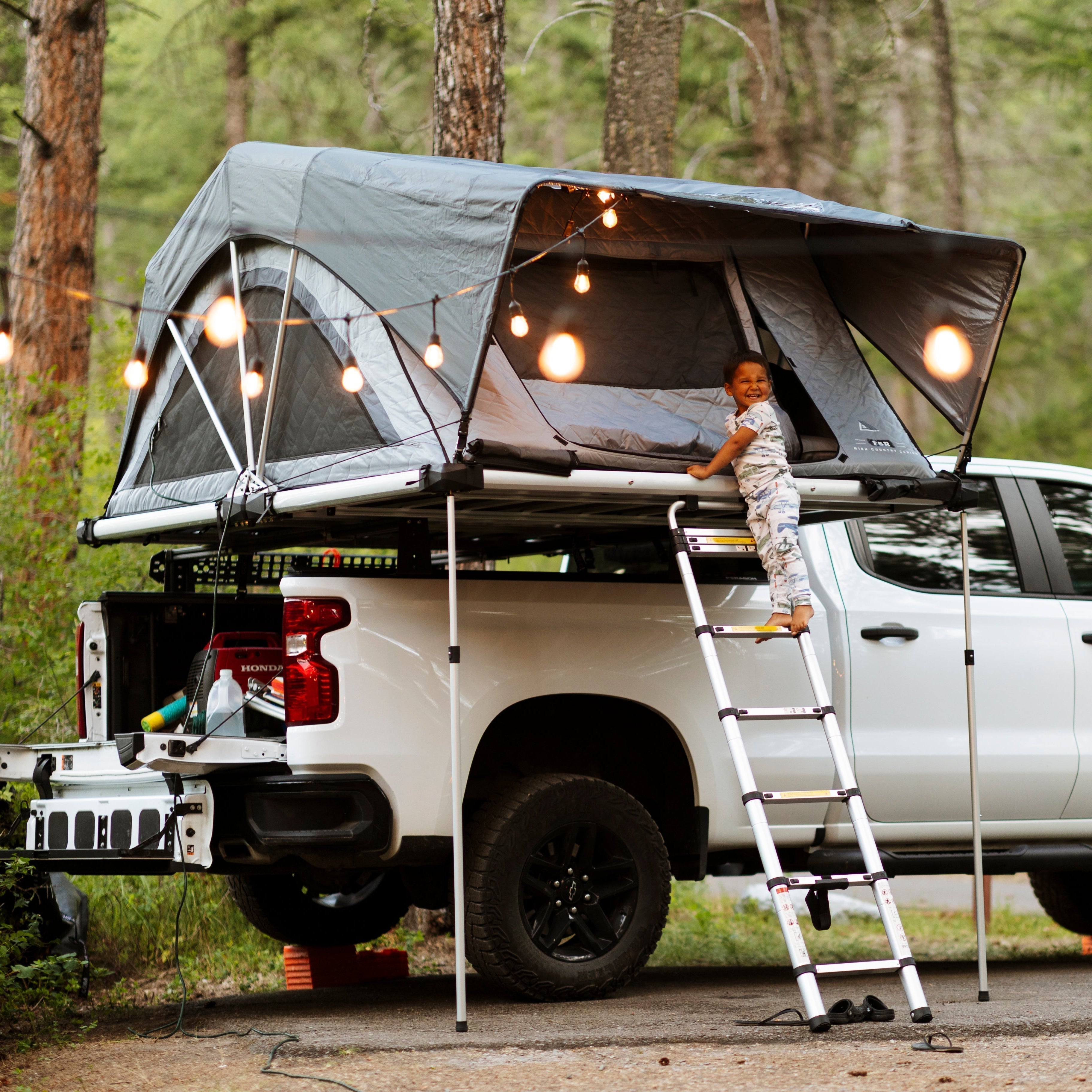 How to Set Up the Perfect Overland Basecamp
