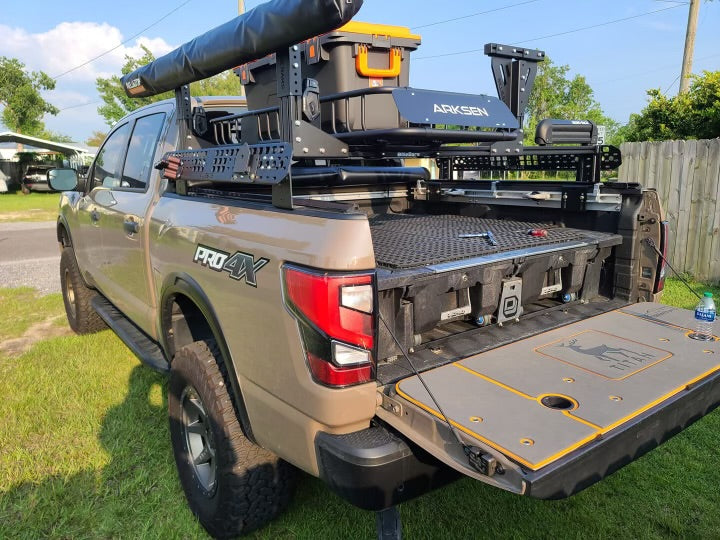 Tailgate Rigid Truck Tailgate Logo