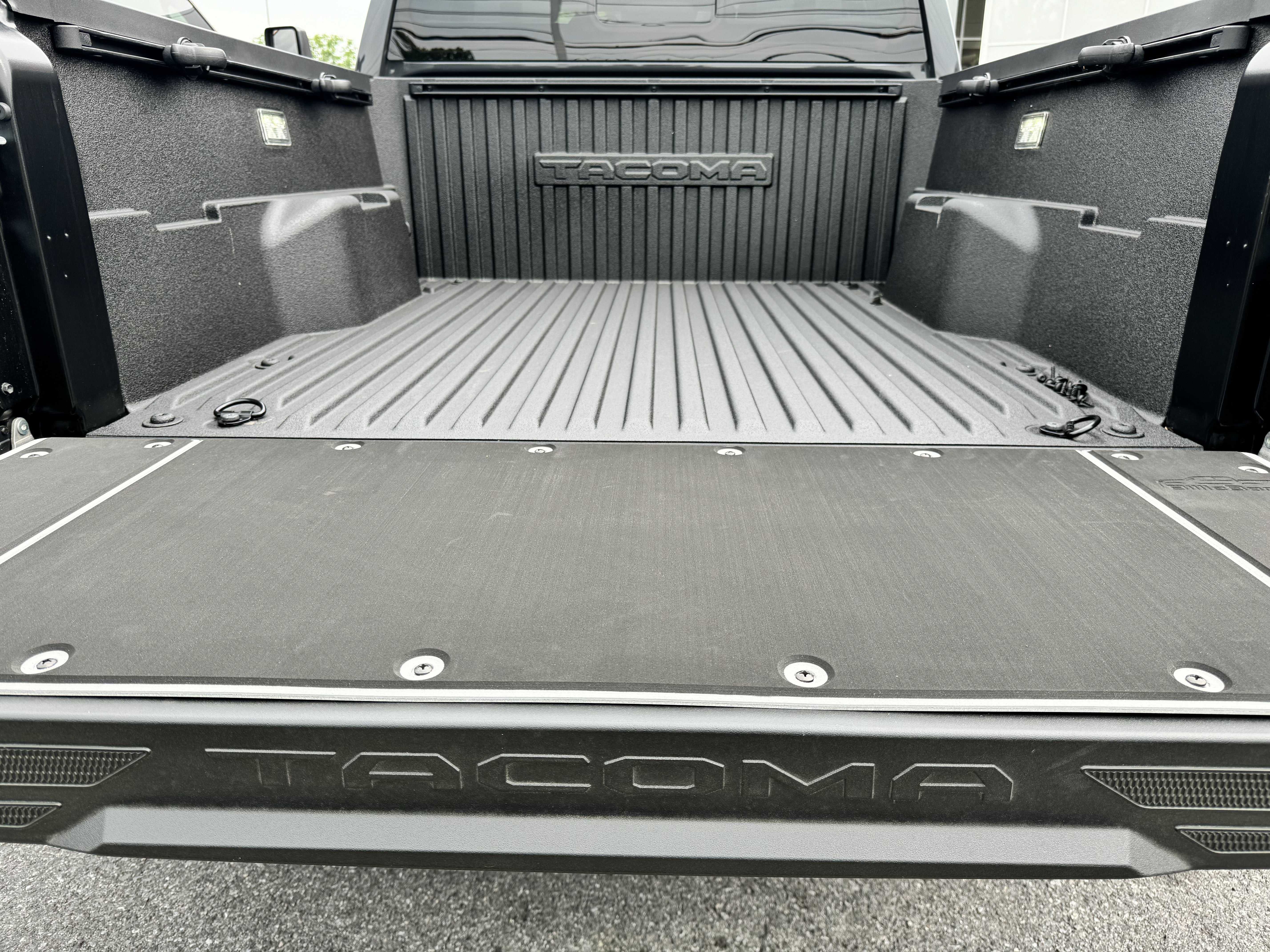 Tacoma tailgate cover